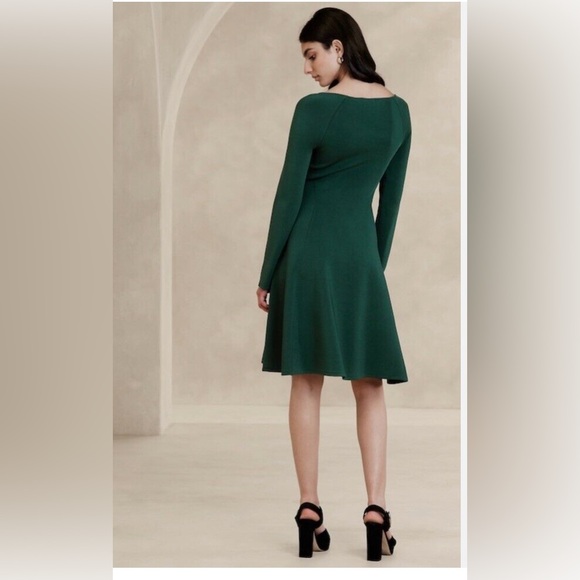 Banana Republic Green Midi Dress - Picture 2 of 7